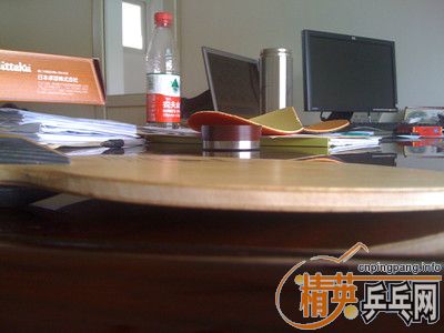 ������ľ����