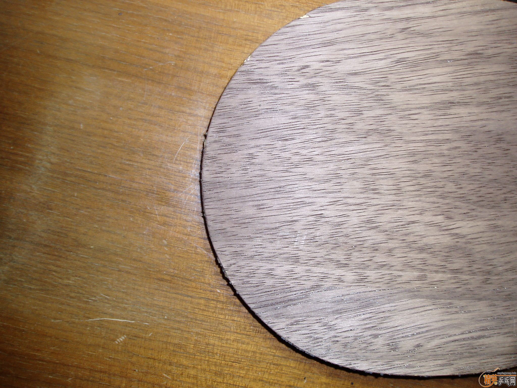 ������ֱ������OC��