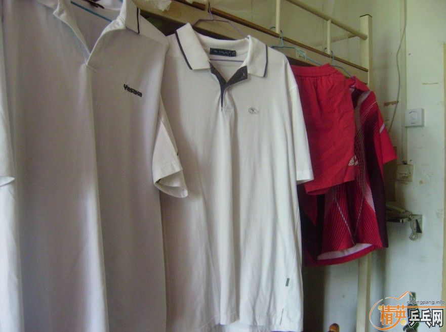 �������� YO ��һЩ���õ����� ����һƿ�ʺ罺ˮ