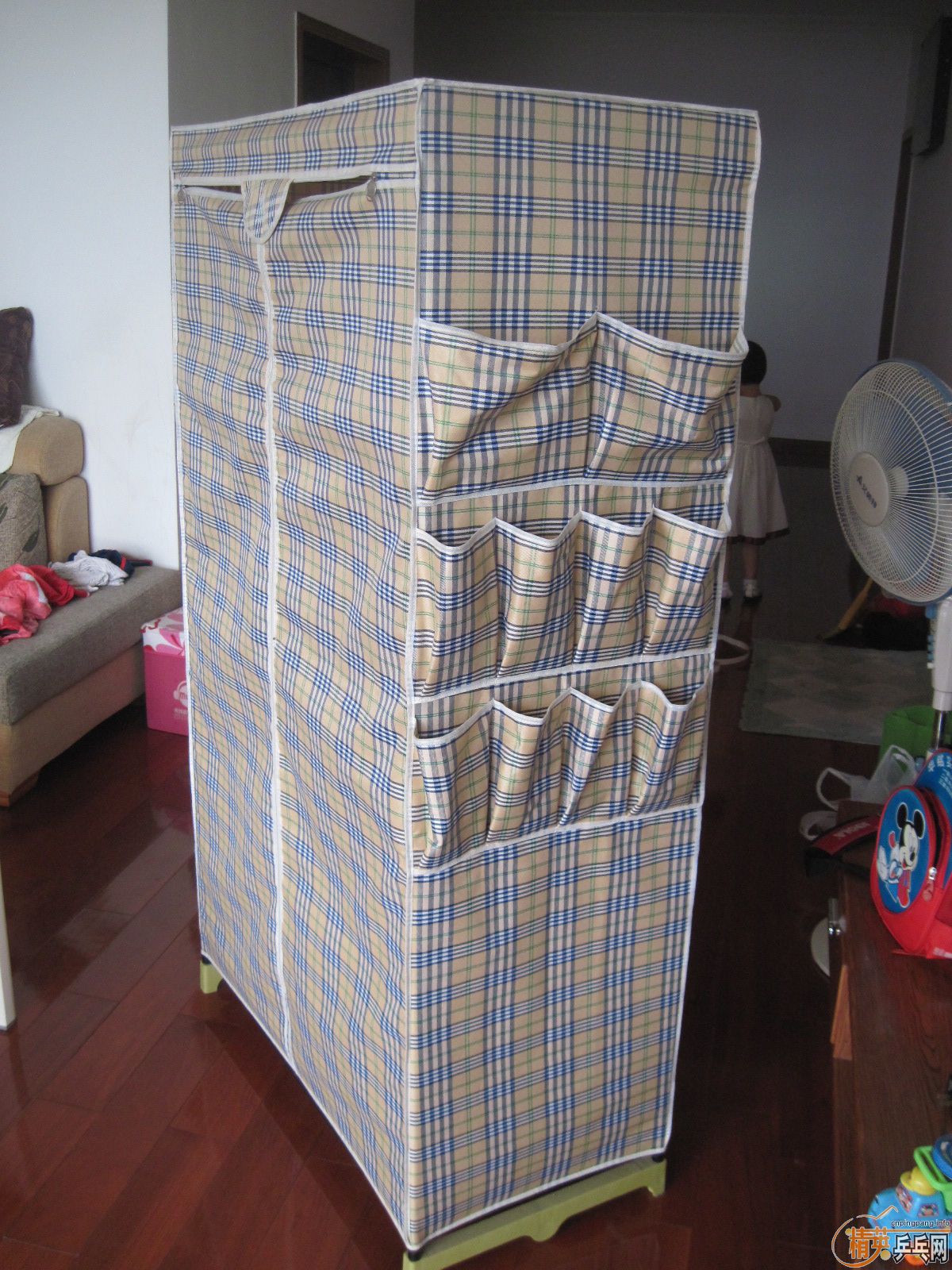 ���ò��¹��뻻���ɫ��J.O