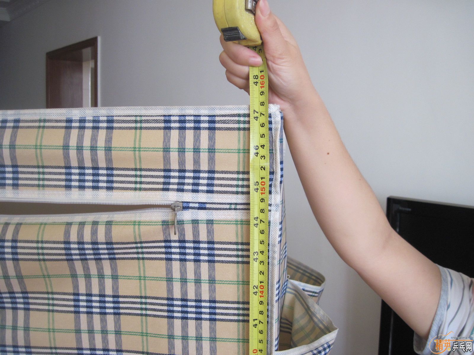 ���ò��¹��뻻���ɫ��J.O