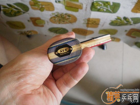 �߳�ɫAVX-BT7����270Ԫ���ۣ�����