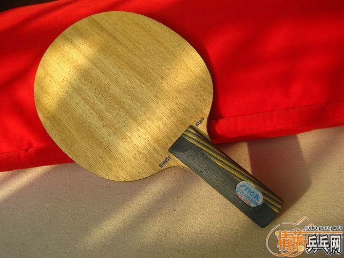 st �հ�����eg ��ֱ�ģ������ƺ��������Ͽ�������