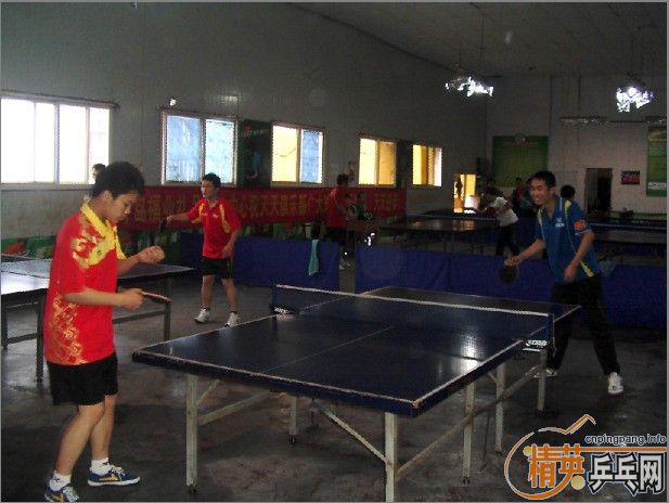 �������ൺ��Ӣ����Ǿ�ַ���һ��������Ƭ����