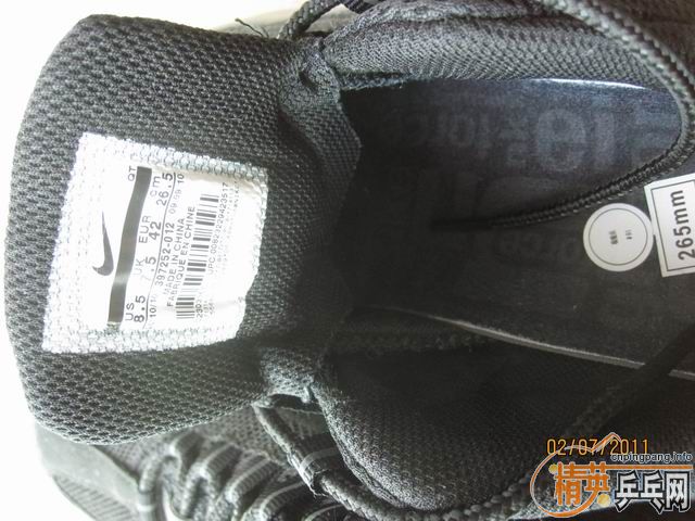 ��Ʒ��ɫ�Ϳ������˶�Ьת��