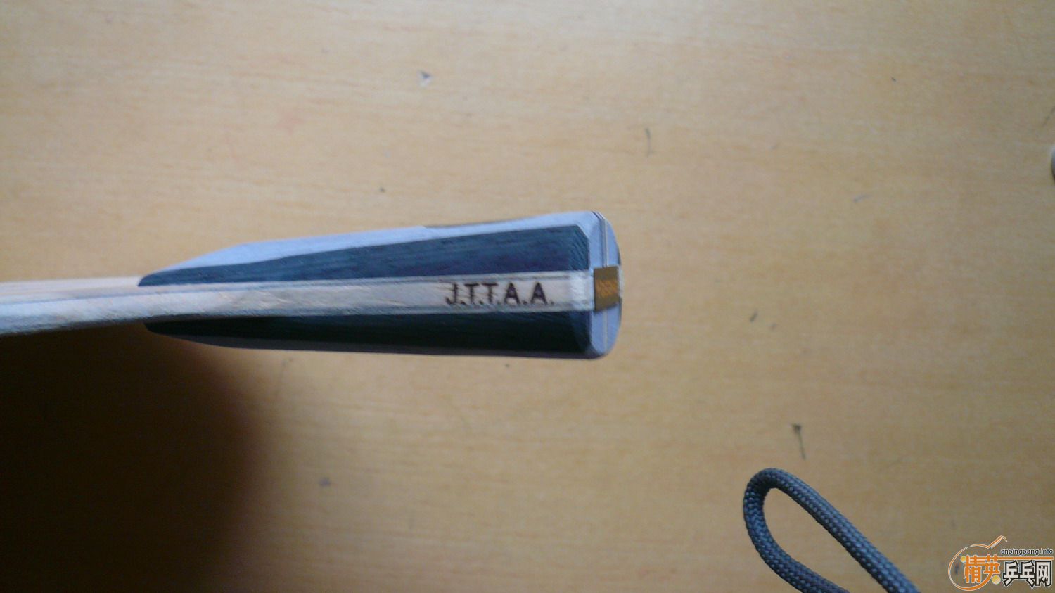 ��9��5���µ��հ���̼