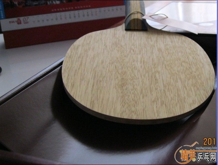 ����ɫ������ST��������̼������