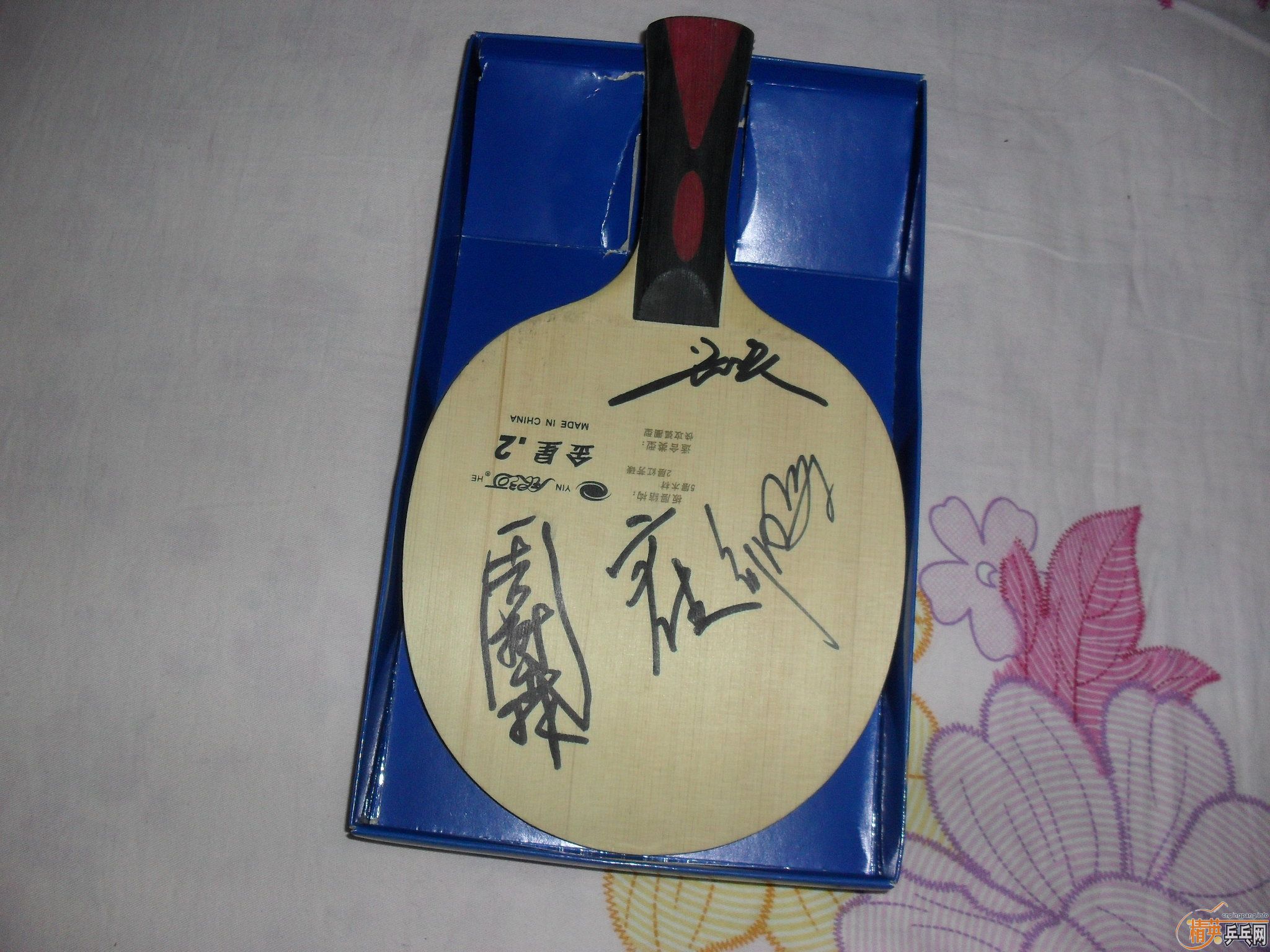 ��һ�鼸��ȫ��V2�װ壬������������ǩ��