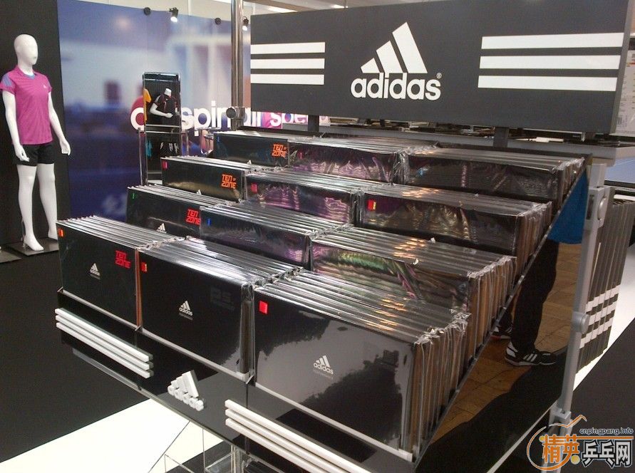 adidasƹձ