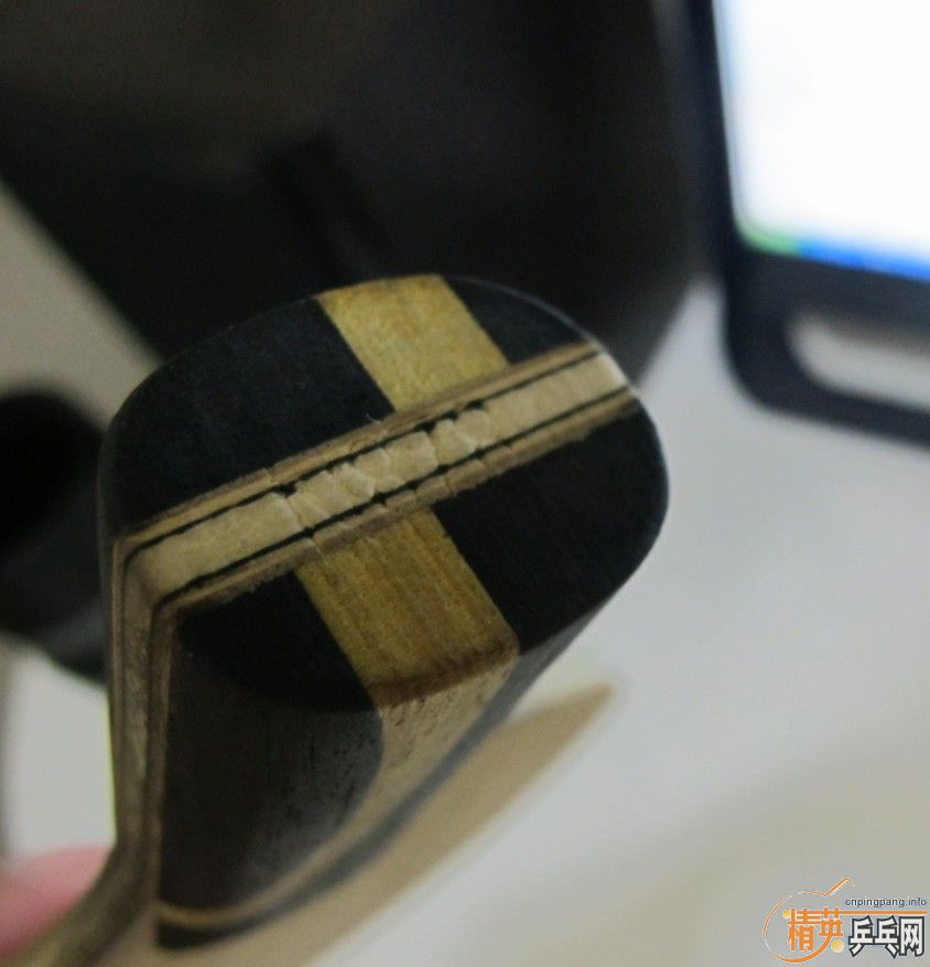 ���г���ĺ�˫ϲ�װ壬��ľ����̼�ṹ��������Ƶ��õ�655.