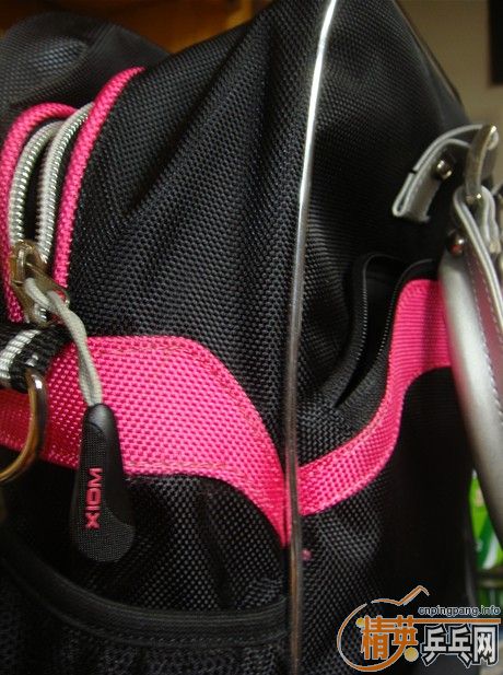 ���������һ���ɫ�����ĺ������