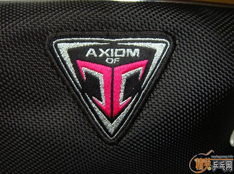 ���������һ���ɫ�����ĺ������