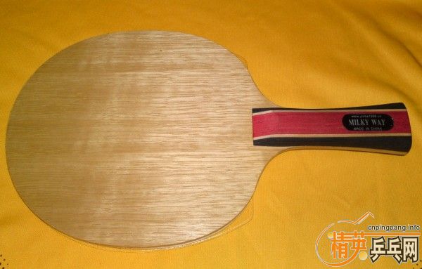 ��9���µĶ���˺�ɫ���������ӵ���3