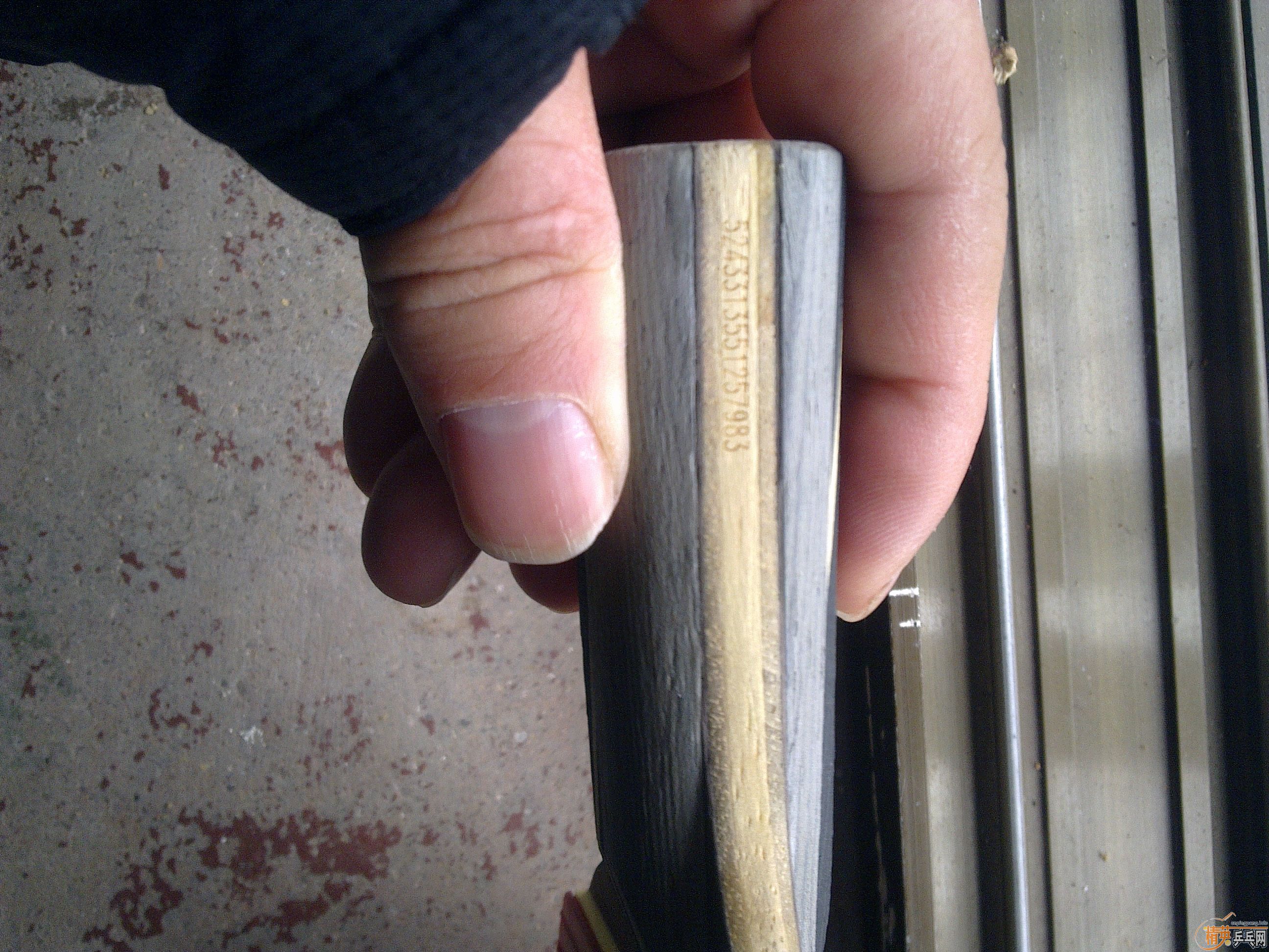 [ԭ��]  �ƴ��ˣ������İ���ġ�T05���ڣ�14.7*14.2*8.8��ͦ��grips��G666������2��