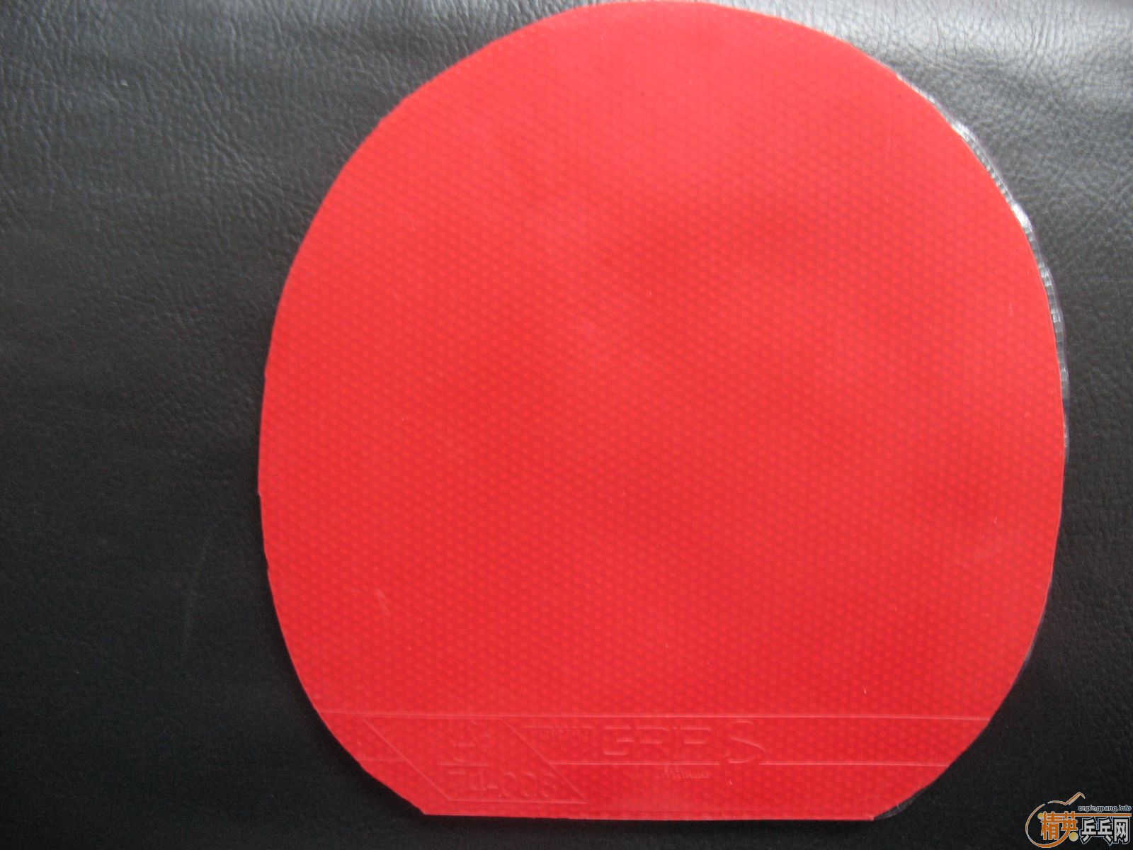 [ԭ��]  �ƴ��ˣ������İ���ġ�T05���ڣ�14.7*14.2*8.8��ͦ��grips��G666������2��