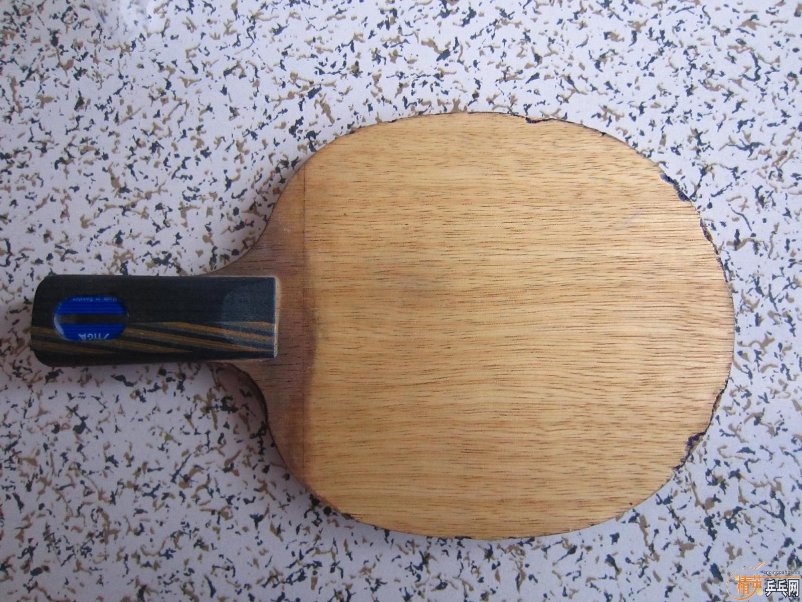 4doQ1aN8.jpg