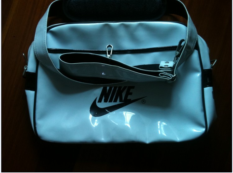 պ𣬳Ʒnike80