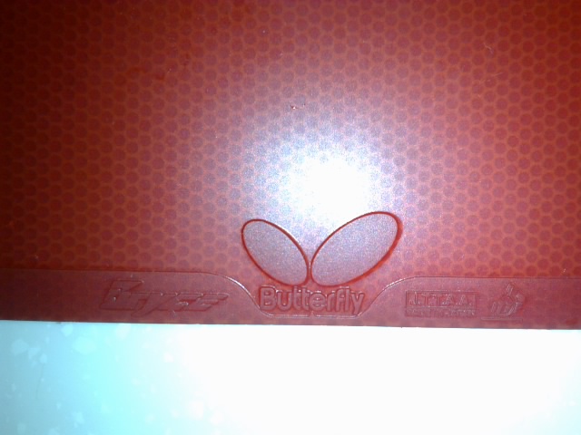 ������ֱ���ú�ɫ�������