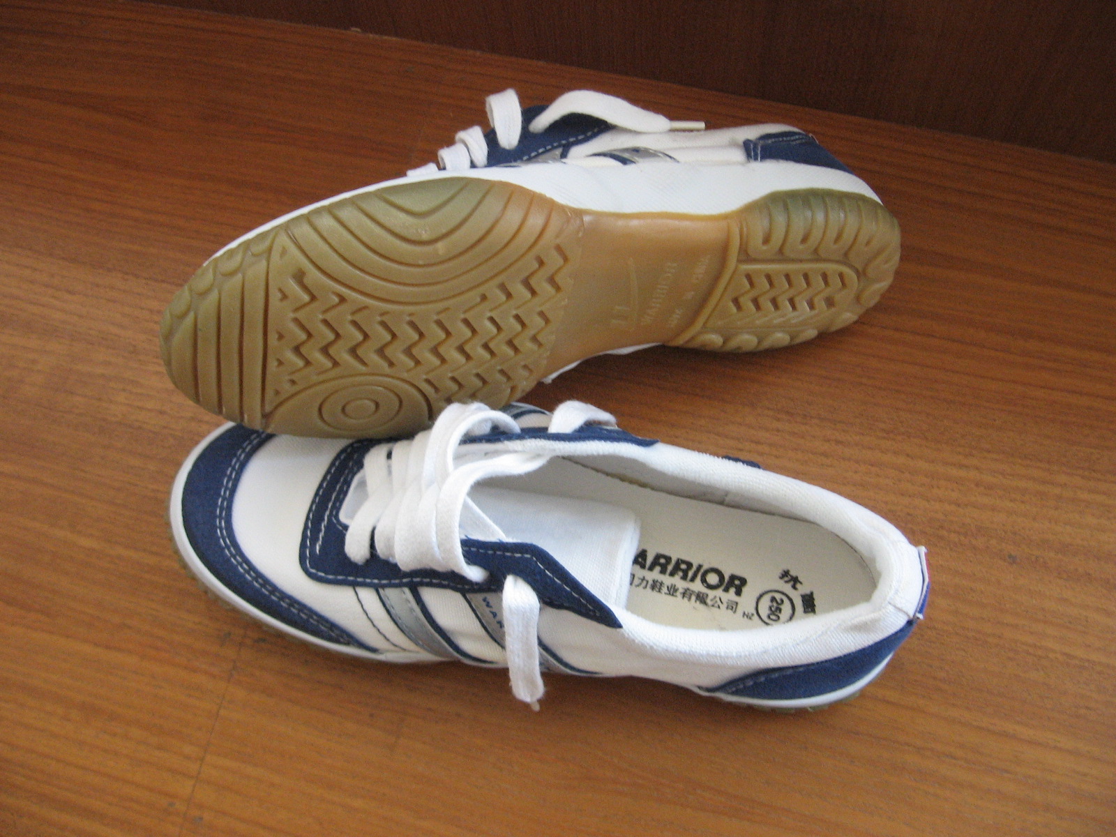 ������ ���� ƹ����Ь