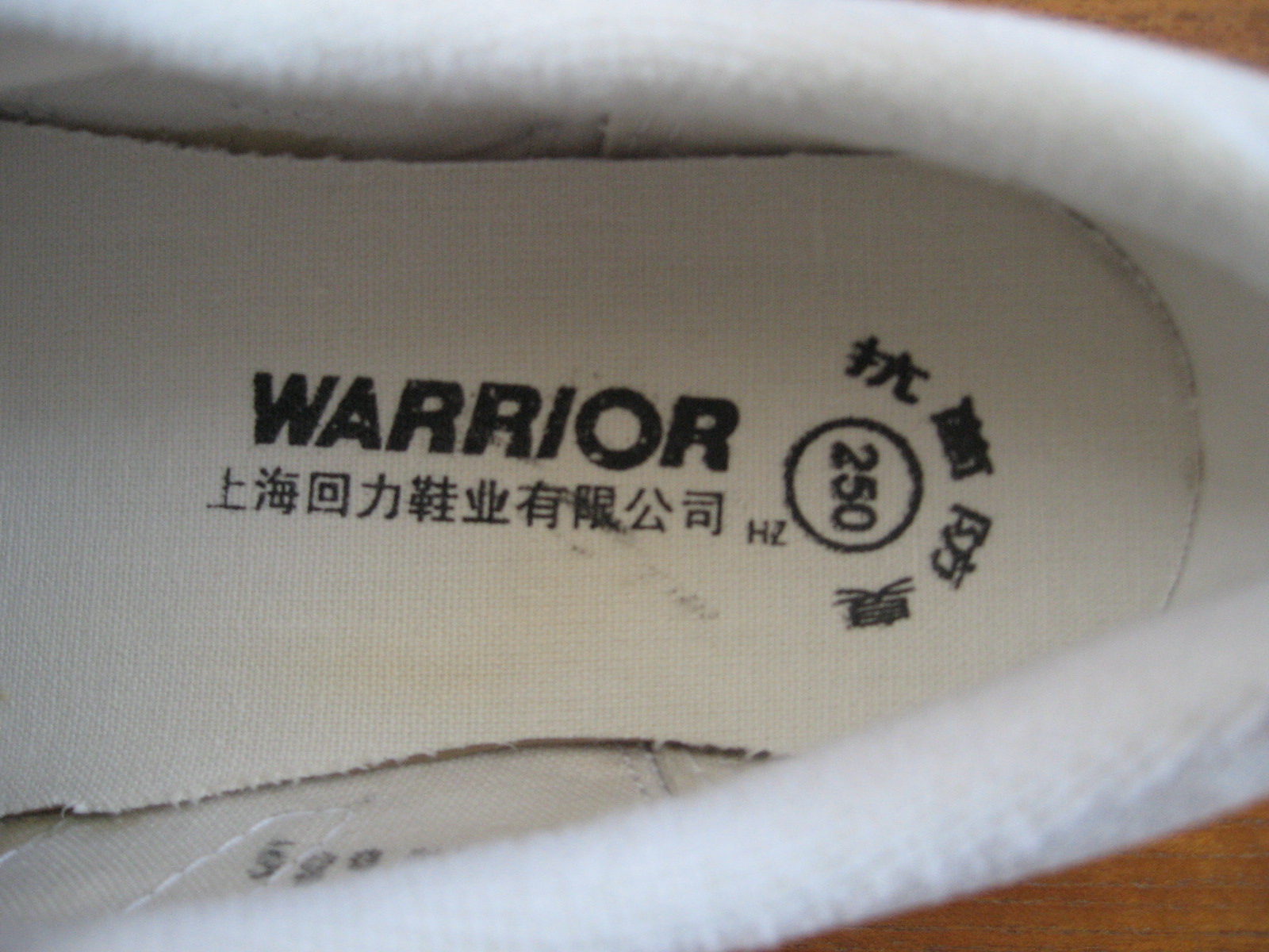 ������ ���� ƹ����Ь