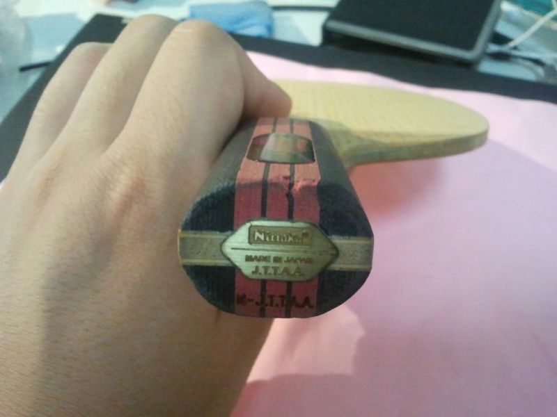 ������ֱ�ĺ�4���£������̶��ˡ�����������ͷֱ���飬�����ڶ��ꡫ����������