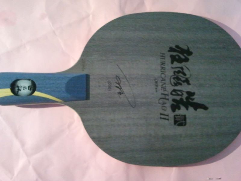 ������ֱ�ĺ�4���£������̶��ˡ�����������ͷֱ���飬�����ڶ��ꡫ����������