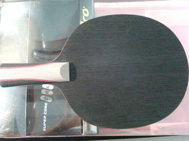 ������ֱ�ĺ�4���£������̶��ˡ�����������ͷֱ���飬�����ڶ��ꡫ����������