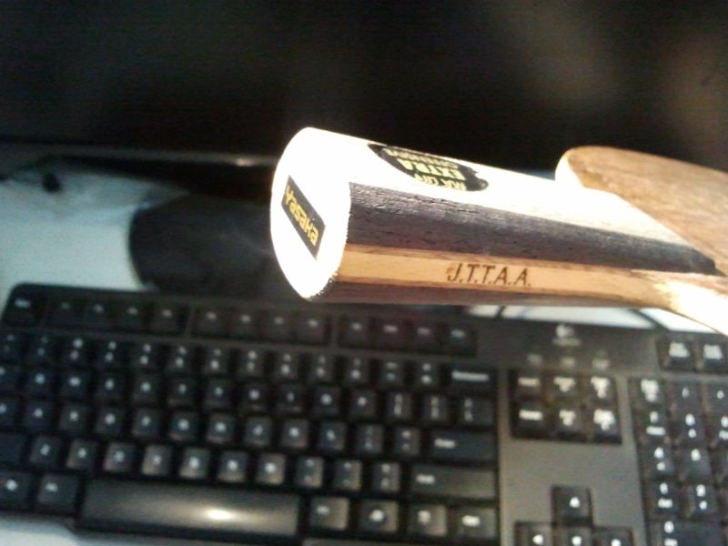 ������ֱ�ĺ�4���£������̶��ˡ�����������ͷֱ���飬�����ڶ��ꡫ����������