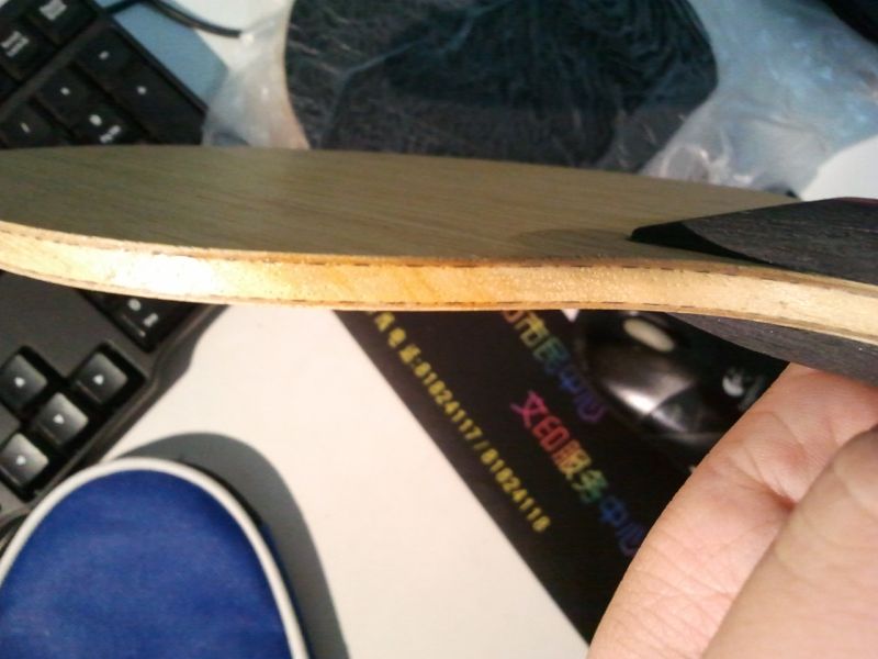 ������ֱ�ĺ�4���£������̶��ˡ�����������ͷֱ���飬�����ڶ��ꡫ����������