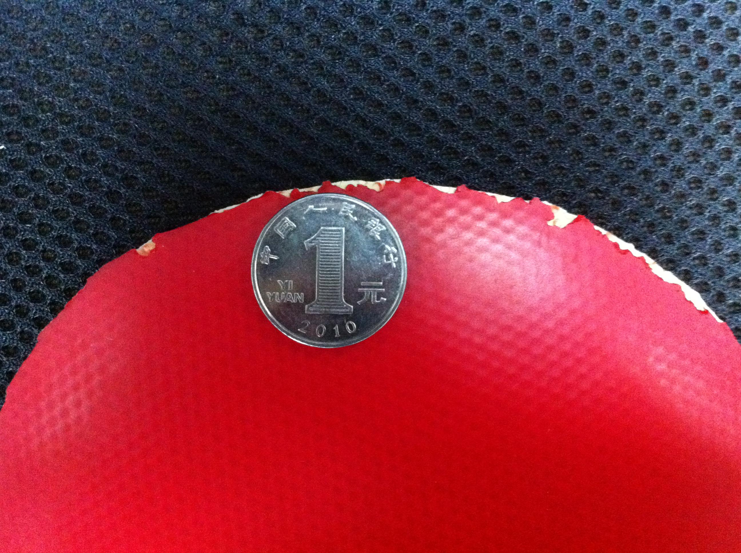 ����һ�����ҵĺ�ɫ������S1��40Ԫ��˳�ᡣ