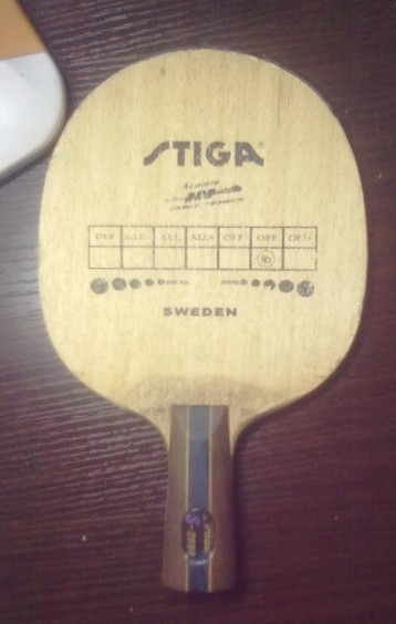 �����±༭��������<8.5��>��Ƥ�͵װ壬һ�ڼۡ�48Ԫ�����