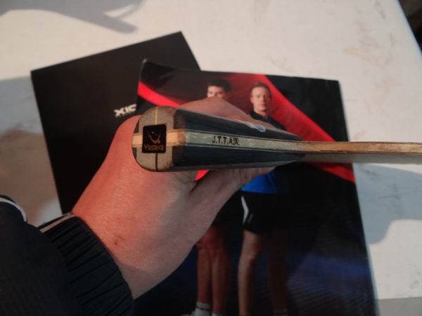 ���ѳ�һ֧��������̼