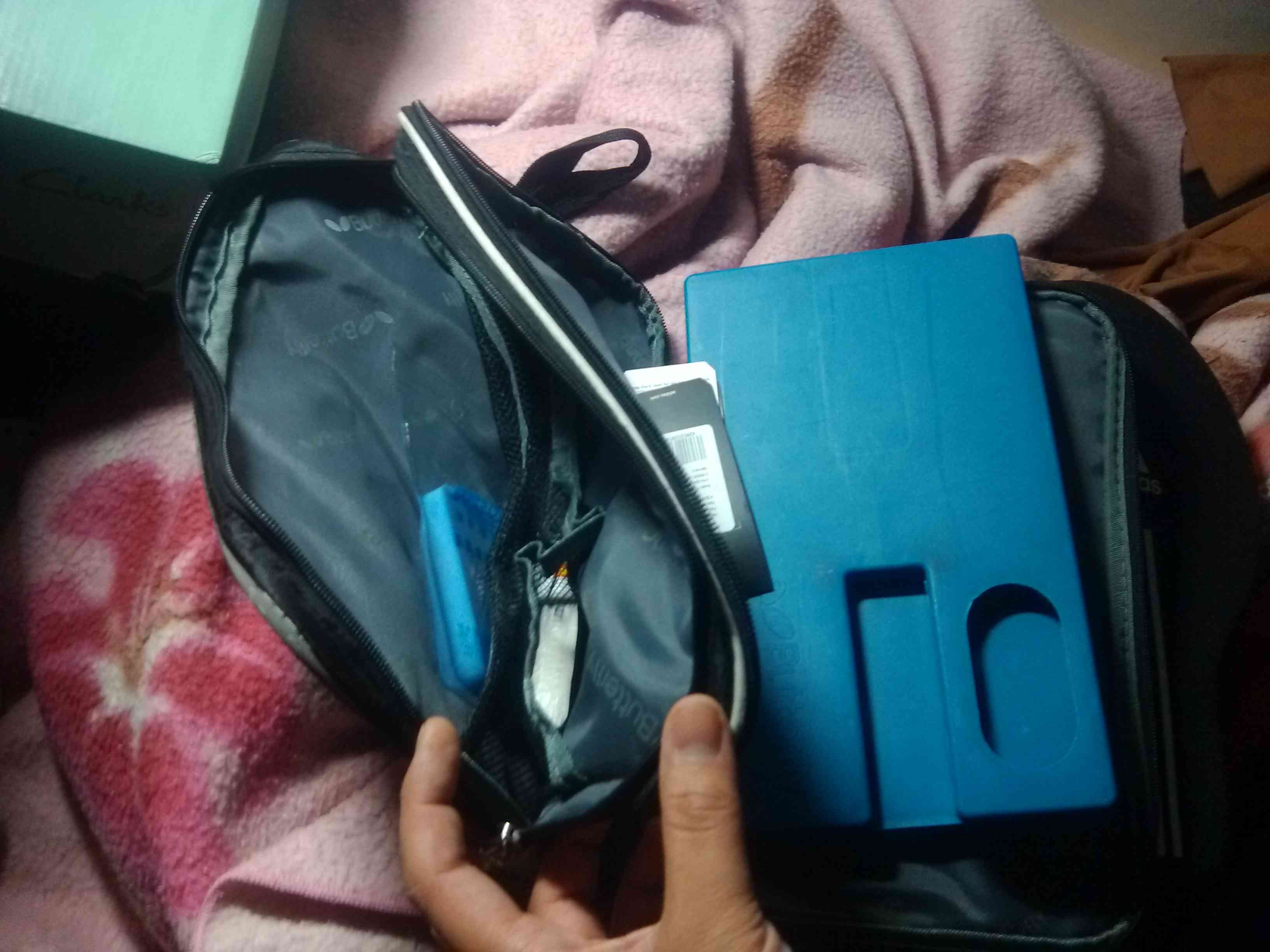 �������� ������˫��ڰ������׺Ͱ��ϴ�˹˫������AGF-10809