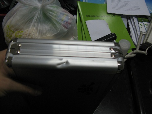 ���˦�����н������Ͻ�Ӳ���İ����칭������������R7soft�׽�