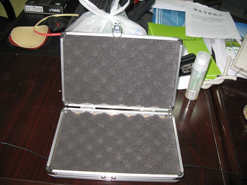 ���˦�����н������Ͻ�Ӳ���İ����칭������������R7soft�׽�