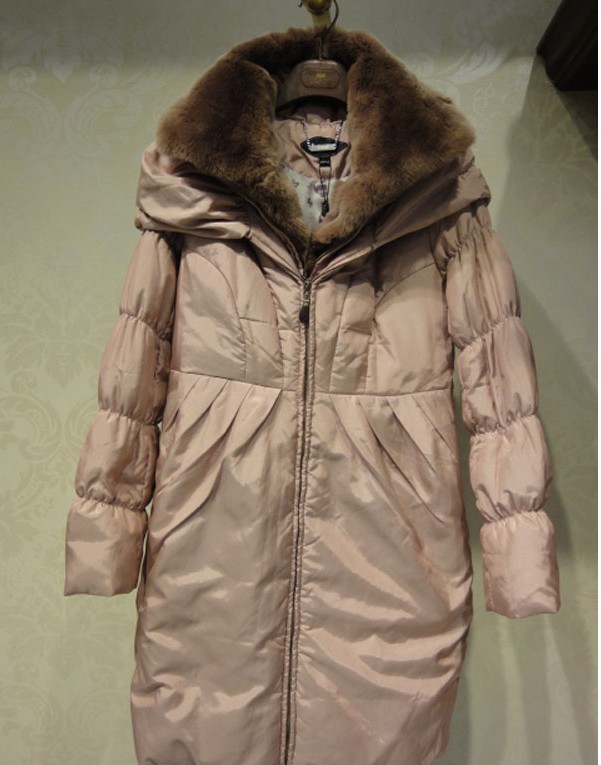 [ԭ��]ȫ��ԭ�ۺü�ǧ��Ůʿ���޷��ܷ񻻸��װ�YIGUE ר����Ʒ90%��Ѽ�� ���޷�22412HA107 ��ɫ