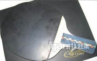 ƹ�����ĳ�ɫ�ܺõĴ�ľ�װ� - 220Ԫ