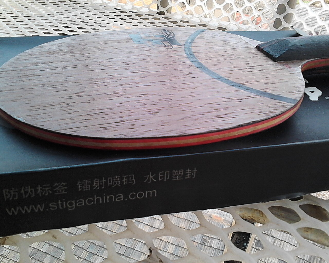 �л�˹�ٿ����̼��7.6 ʵ�ı� 305Ԫ����