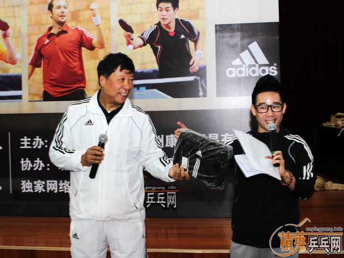 [ͼ]adidasƹҴáڶʵ
