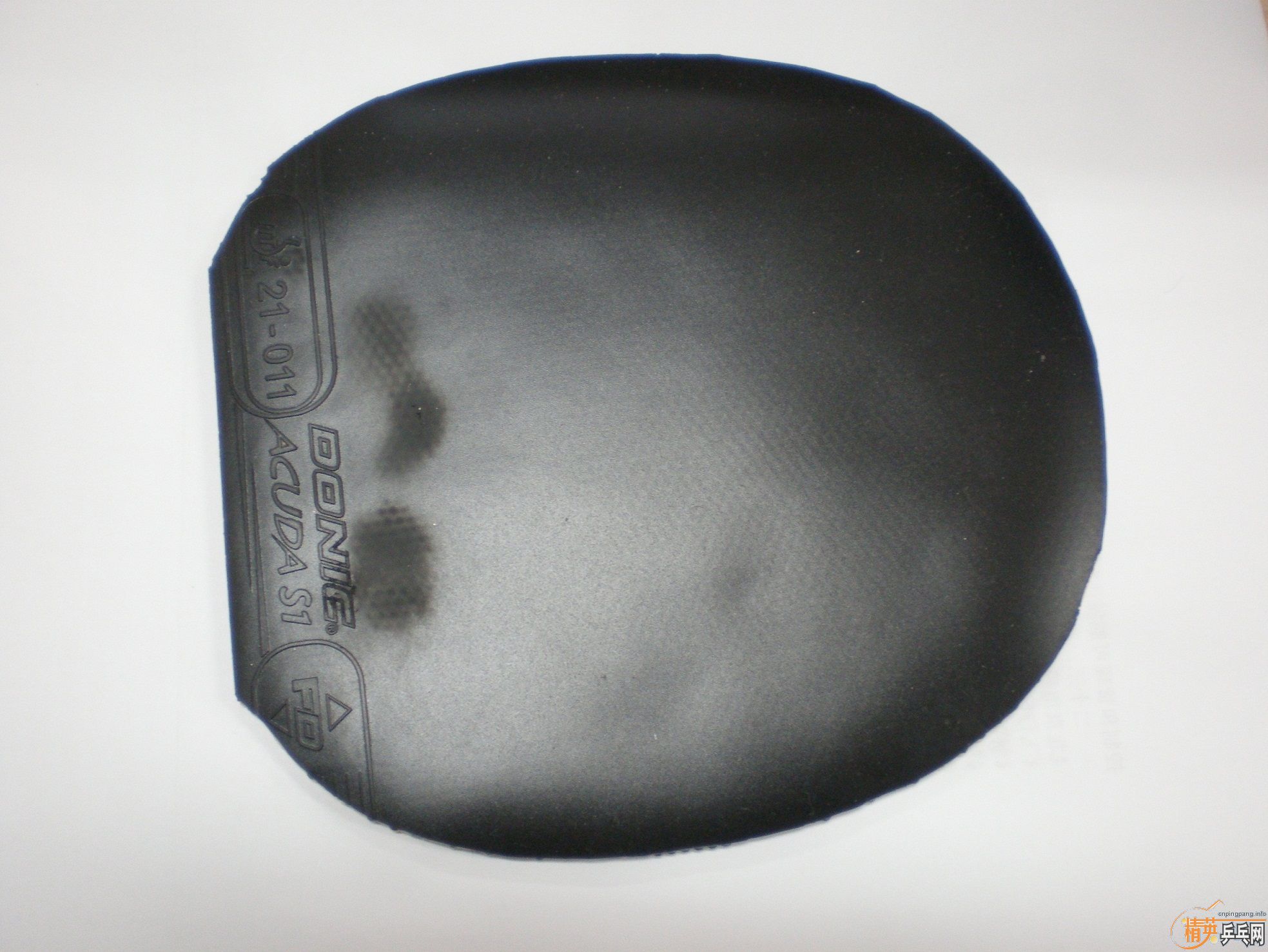 130Ԫ�����һ�žų��º�ɫDONIC  S1