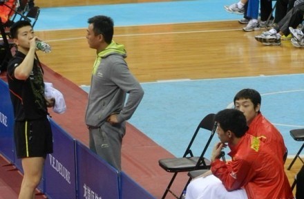 <FONT color=#FF00FF size=4><STRONG>>[ˮ]̳!</STRONG></FONT>