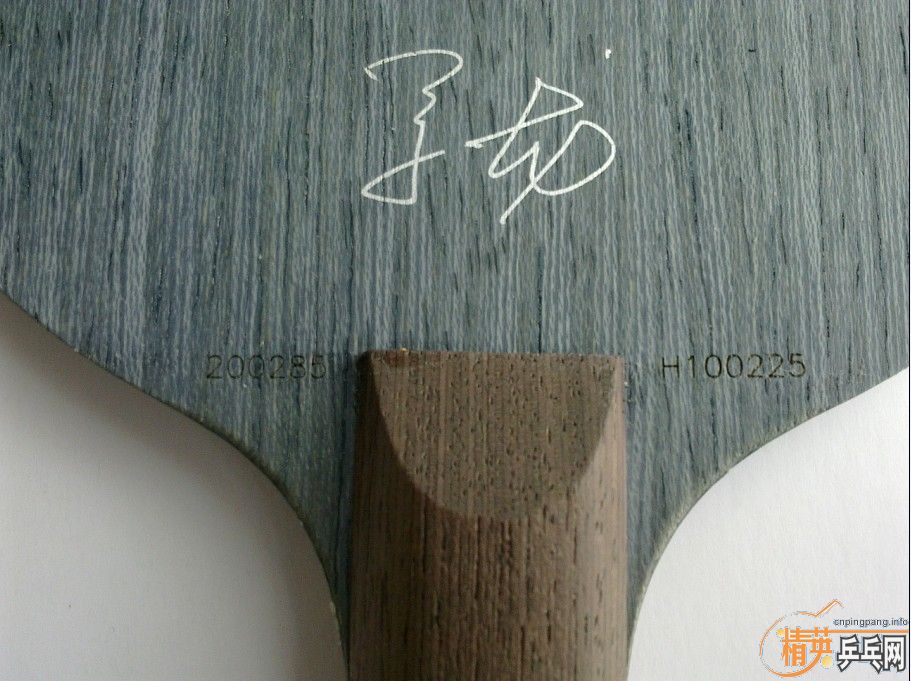 �������FL