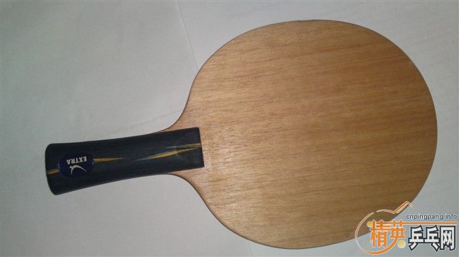 һ���հ�YE��һ��39�Ⱥ�ɫ�����׽�������˦�ˡ�