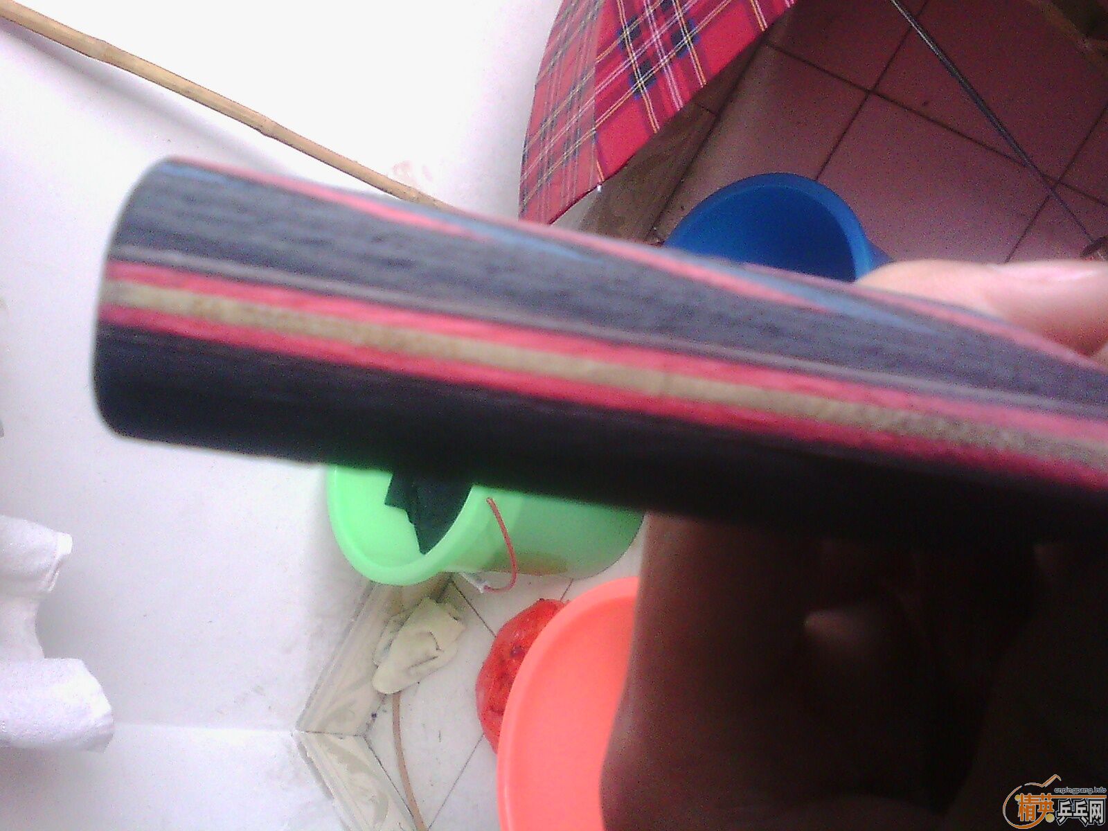 �������