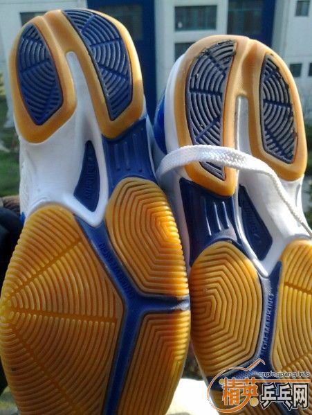 ��۳�������Ʒ��Ь