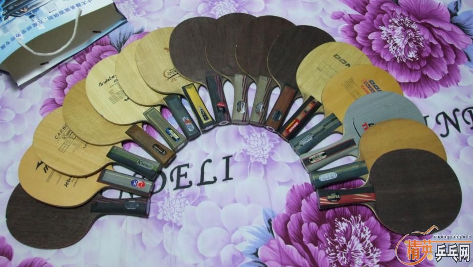 �˳��������У�[��16���]��������˹�ۿ���ͦ�Σ�����˶��С���Ǯʵ�ݡ�