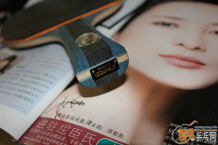 ����ֻ���� ����  ���� �������� 30811   ���µ� ��ɫ˫̼ ����+��������+���3   ������̼�ṹ�װ� ͦ��GRIP-S ��ķ�ý�Ƥ + ����������׽�