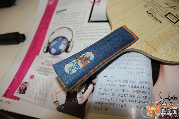 ����ֻ���� ����  ���� �������� 30811   ���µ� ��ɫ˫̼ ����+��������+���3   ������̼�ṹ�װ� ͦ��GRIP-S ��ķ�ý�Ƥ + ����������׽�