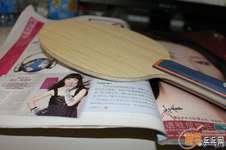 ����ֻ���� ����  ���� �������� 30811   ���µ� ��ɫ˫̼ ����+��������+���3   ������̼�ṹ�װ� ͦ��GRIP-S ��ķ�ý�Ƥ + ����������׽�