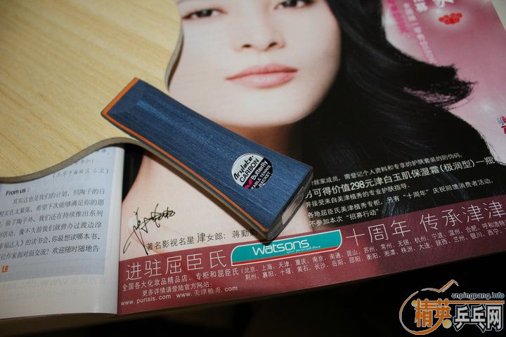 ����ֻ���� ����  ���� �������� 30811   ���µ� ��ɫ˫̼ ����+��������+���3   ������̼�ṹ�װ� ͦ��GRIP-S ��ķ�ý�Ƥ + ����������׽�